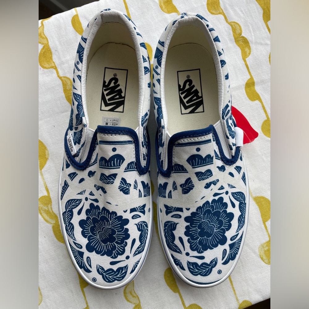 Vans Slip Ons Floral Print